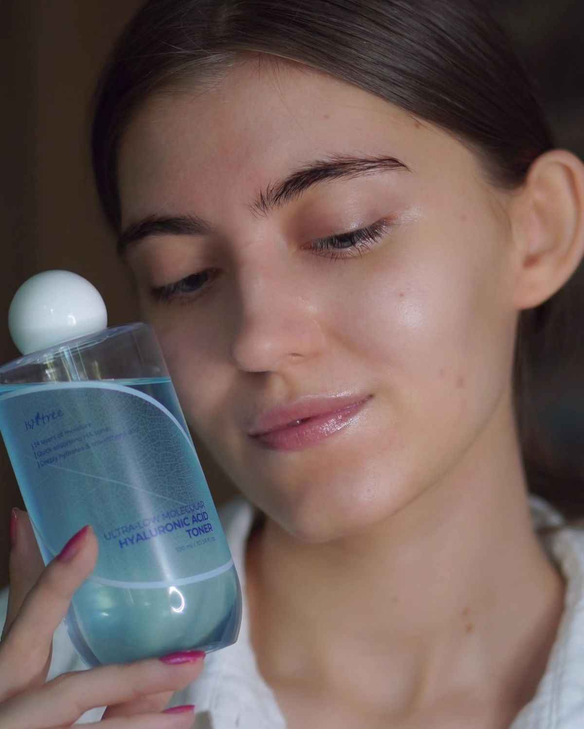 ISNTREE Ultra-Low Molecular Hyaluronic Acid Toner, Deep Hydration & Skin Smoothing, Vegan & Fragrance-Free - Koraya Beauty